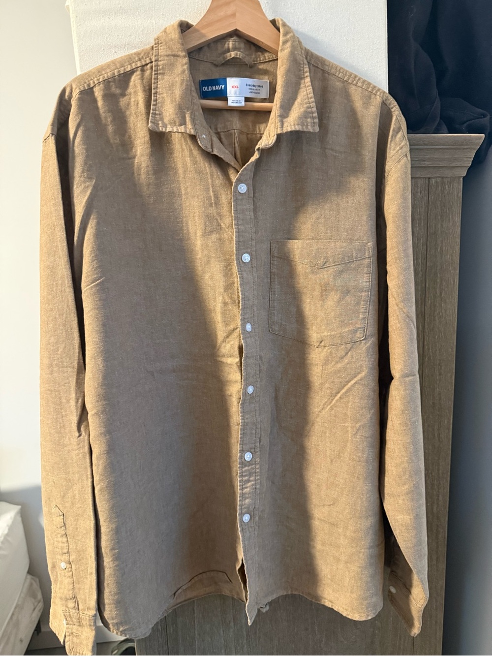 Old Navy Men's Tan Long-Sleeve Button-Down Shirt